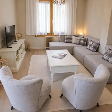 Appartement Cal Querol 3, Sky Inside